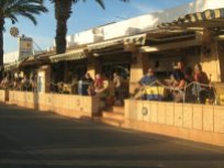 The Pizzeria Di Mare has a prime location, nestled between two seas - La Manga del Mar Menor. It offers a range of typical Italian cuisine, including good meats and fish.